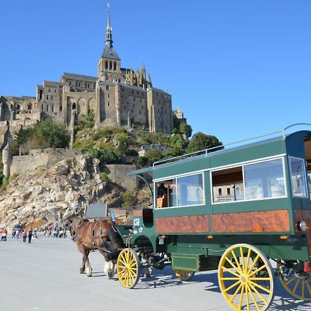 Les Portes du Coglais Le Trotteur B&B 외부 사진